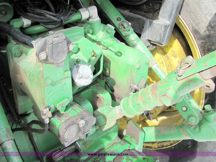 image for item 5069 1990 John Deere 4455 tractor