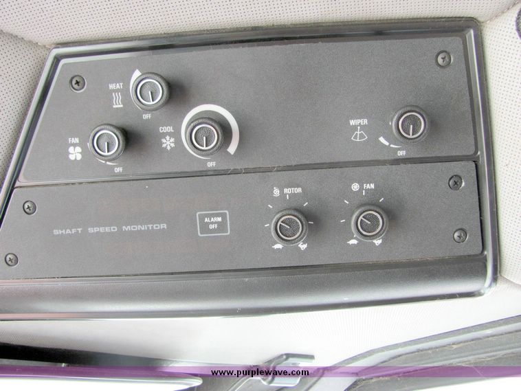 image for item 5070 1994 Case 1666 axial flow combine