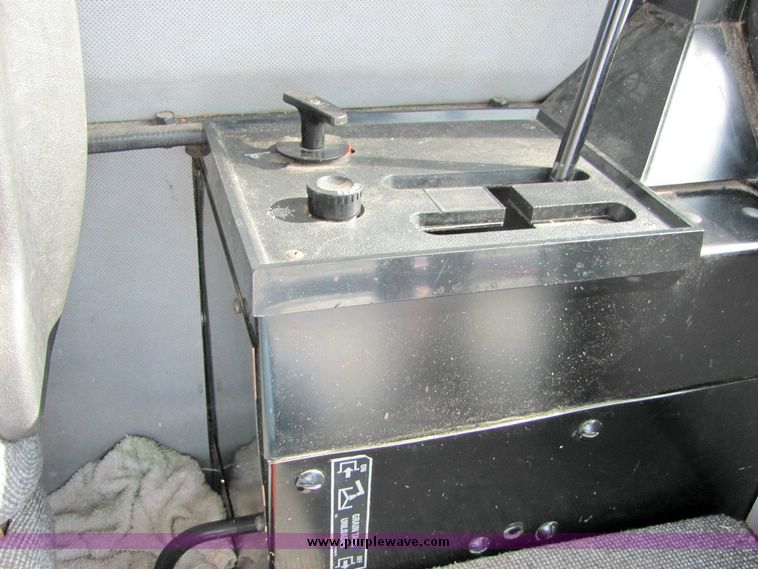 image for item 5070 1994 Case 1666 axial flow combine