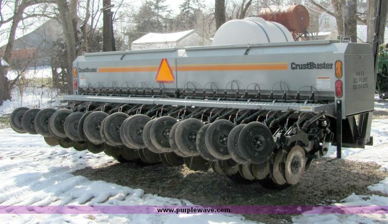 image for item 5071 CrustBuster 4615 15' All Plant grain drill
