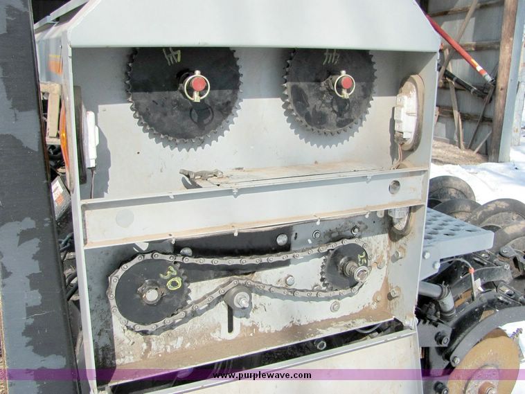 image for item 5071 CrustBuster 4615 15' All Plant grain drill