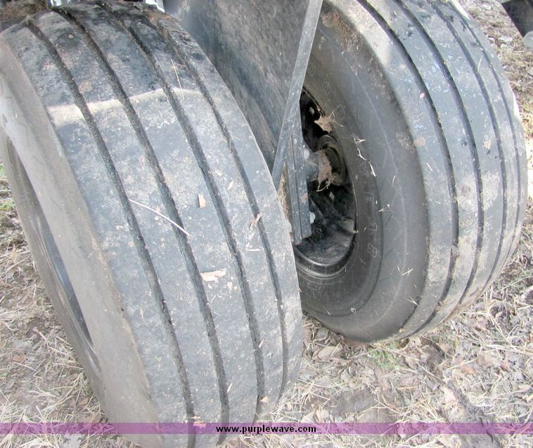 image for item 5071 CrustBuster 4615 15' All Plant grain drill