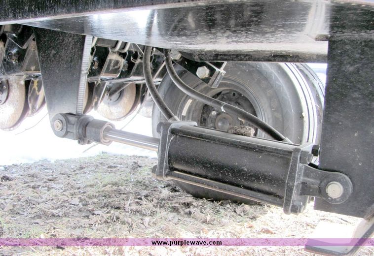 image for item 5071 CrustBuster 4615 15' All Plant grain drill