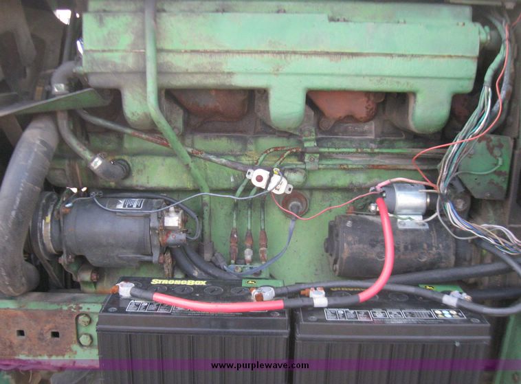 image for item 5236 1972 John Deere 4620 tractor