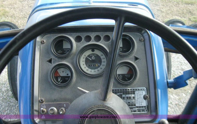 image for item 5237 1979 Ford 9700 tractor