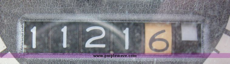 image for item 5237 1979 Ford 9700 tractor