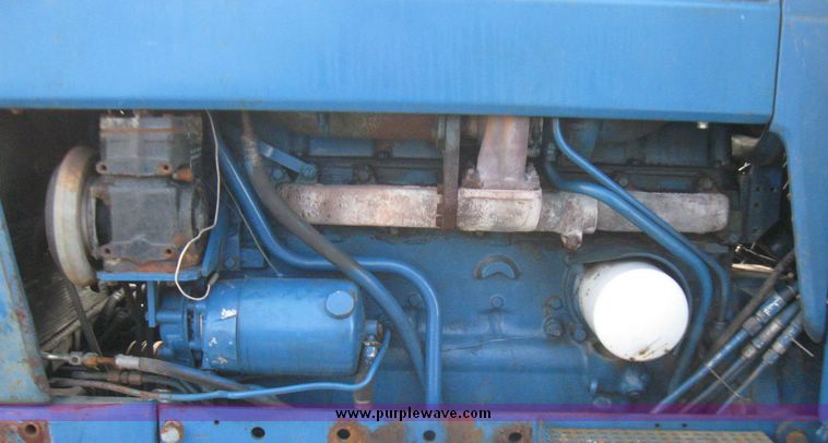 image for item 5237 1979 Ford 9700 tractor