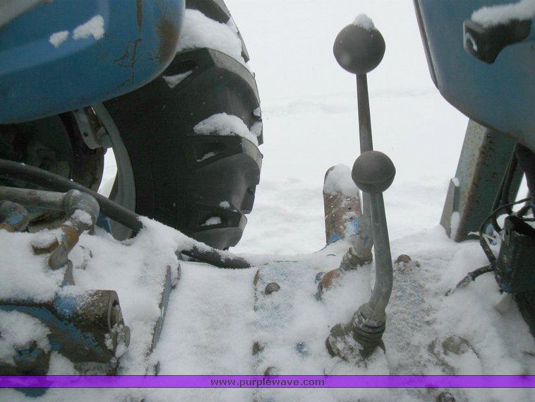 image for item 5334 Ford 3000 utility tractor with loader