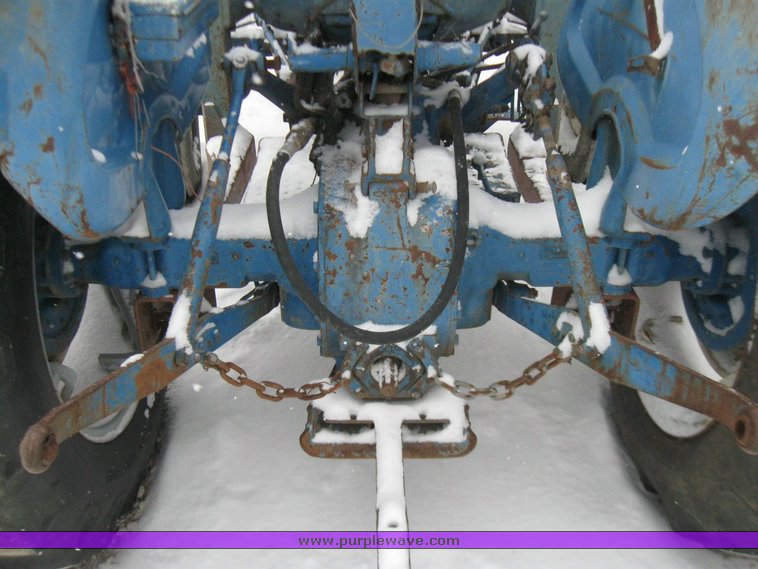 image for item 5334 Ford 3000 utility tractor with loader