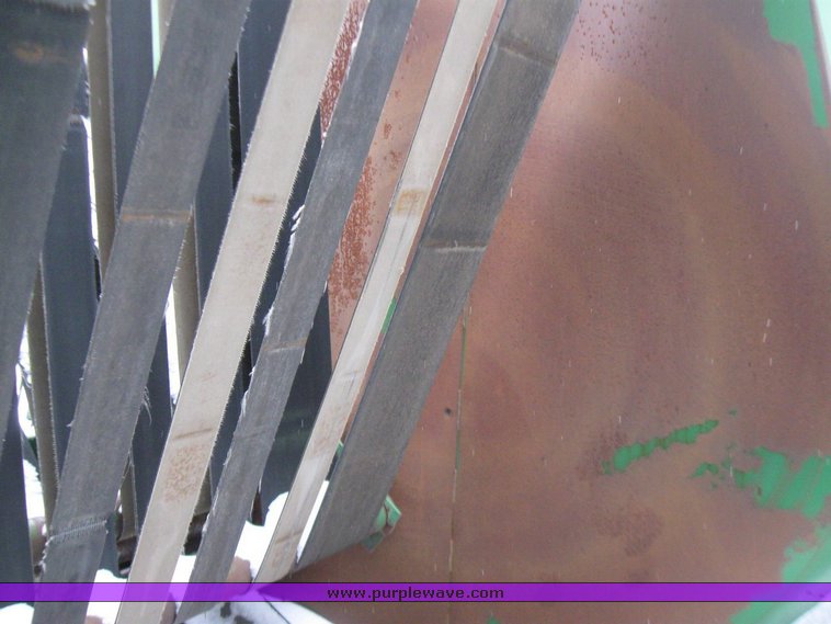 image for item 5335 John Deere 510 round baler