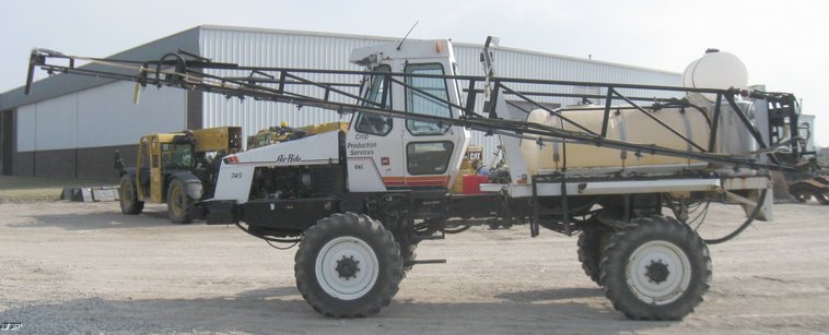 image for item 5336 1995 Wilmar 745 self propelled sprayer