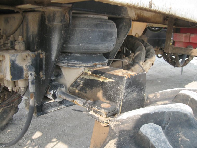 image for item 5336 1995 Wilmar 745 self propelled sprayer