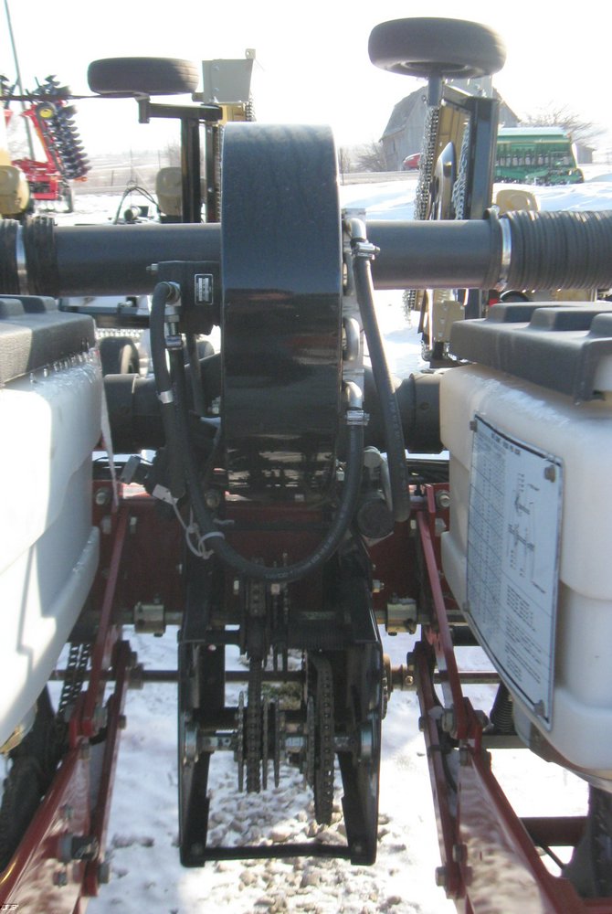 image for item 5337 White 6100 planter with 6900 inner row attachment