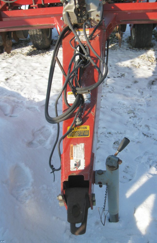 image for item 5337 White 6100 planter with 6900 inner row attachment