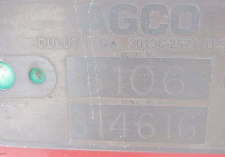 image for item 5337 White 6100 planter with 6900 inner row attachment