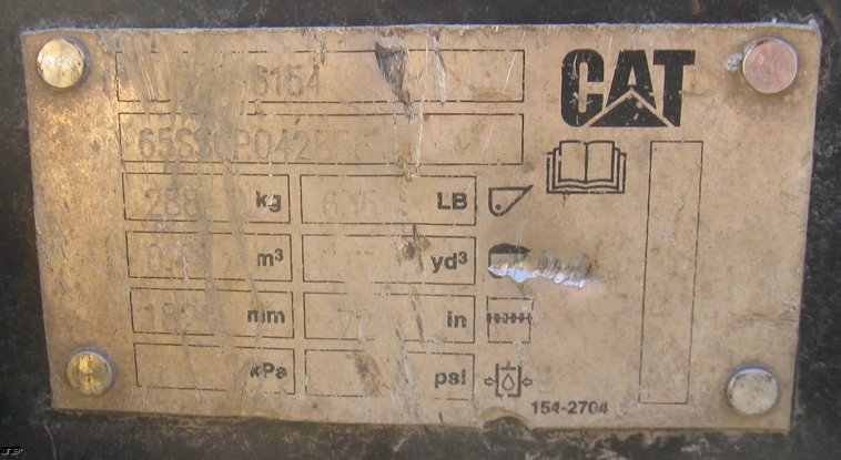 image for item 5338 2004 Caterpillar 246B skid steer