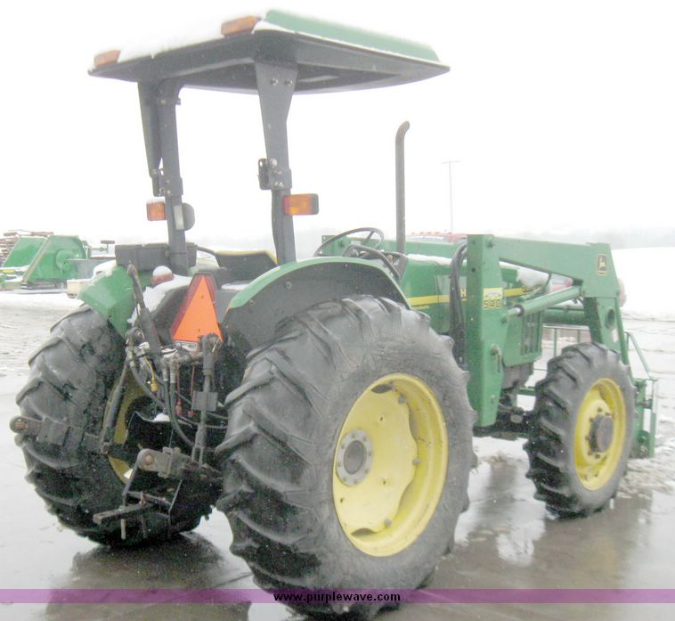 image for item 5442 1999 John Deere 5210 MFWD tractor
