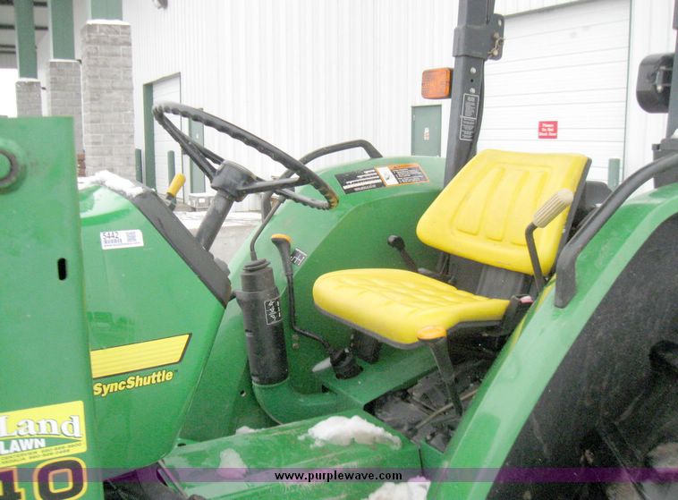 image for item 5442 1999 John Deere 5210 MFWD tractor
