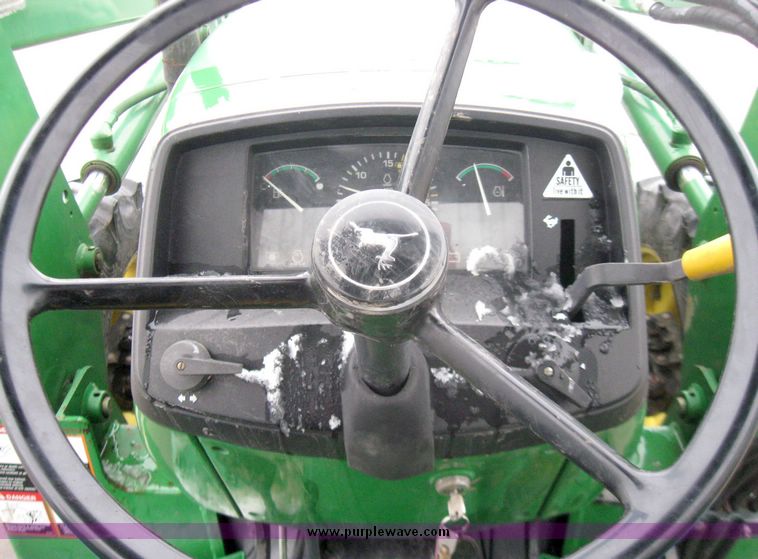 image for item 5442 1999 John Deere 5210 MFWD tractor