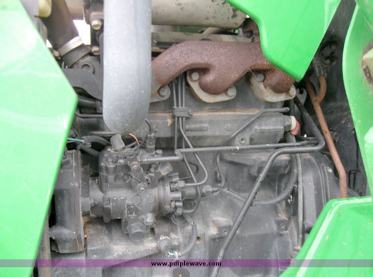 image for item 5442 1999 John Deere 5210 MFWD tractor