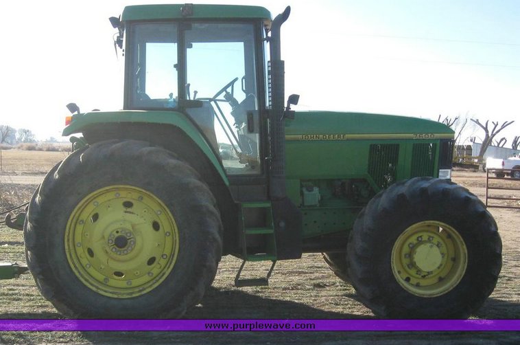 image for item 6832 1993 John Deere 7600 MFWD tractor