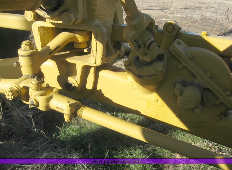 image for item 6834 Caterpillar motorgrader