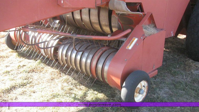 image for item 6836 1996 Hesston 4900 large square baler