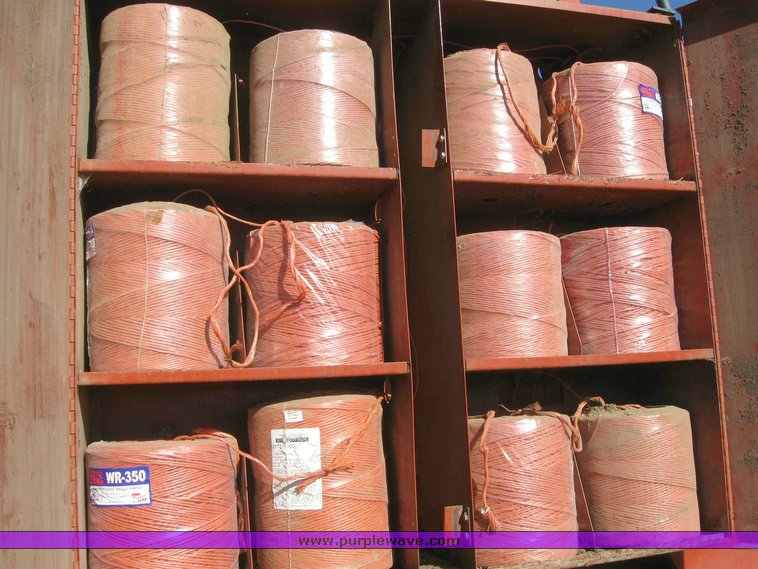 image for item 6836 1996 Hesston 4900 large square baler