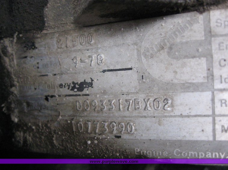 image for item 7695 1979 International semi truck