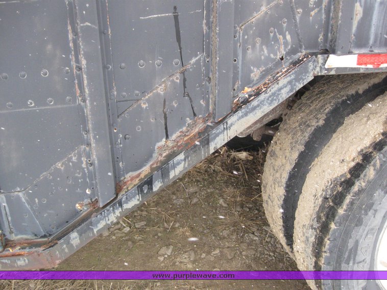 image for item 7696 1974 Cornhusker 800 38' grain trailer