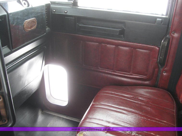 image for item 7698 1994 Freightliner Conventional FLD120 semi truck