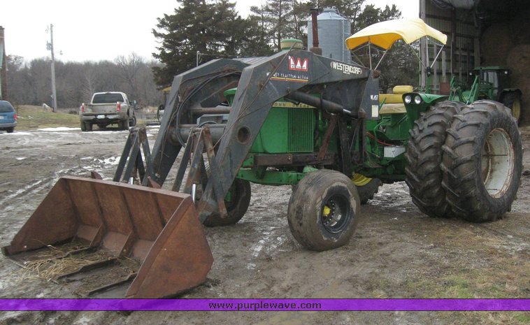 image for item 7725 1963 John Deere 4010 Wheatland tractor with loader