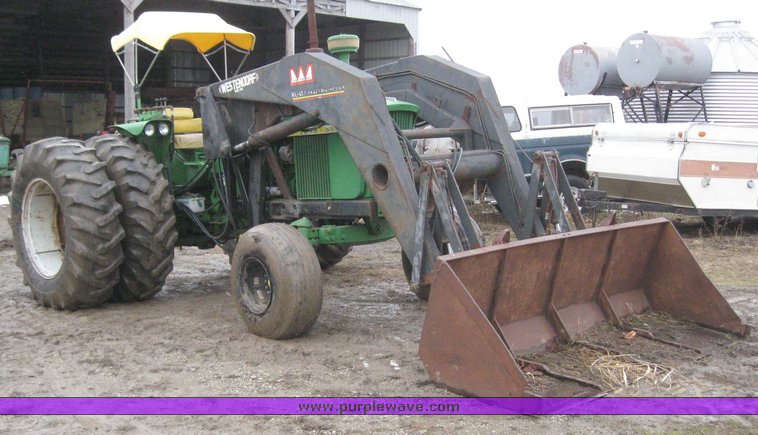 image for item 7725 1963 John Deere 4010 Wheatland tractor with loader