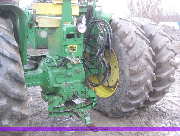 image for item 7725 1963 John Deere 4010 Wheatland tractor with loader