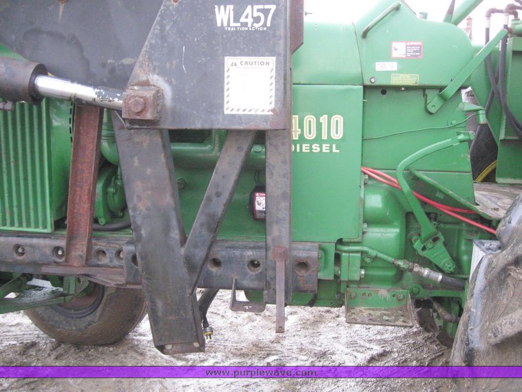 image for item 7725 1963 John Deere 4010 Wheatland tractor with loader