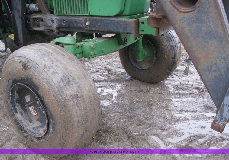 image for item 7725 1963 John Deere 4010 Wheatland tractor with loader