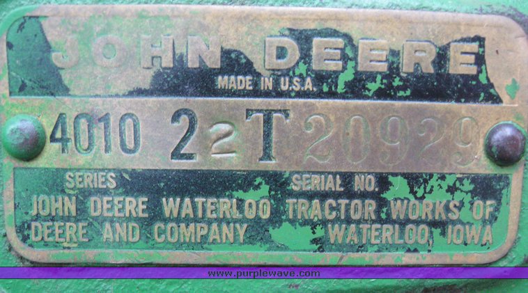 image for item 7725 1963 John Deere 4010 Wheatland tractor with loader