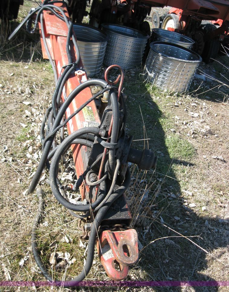 image for item 8000 International 800 cyclo air planter