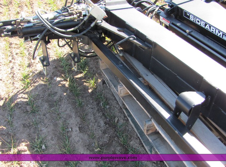image for item 8048 2006 Dual side arm no till markers