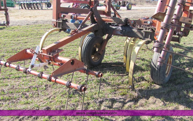 image for item 8053 Sunflower 18' chisel with Noble harrow