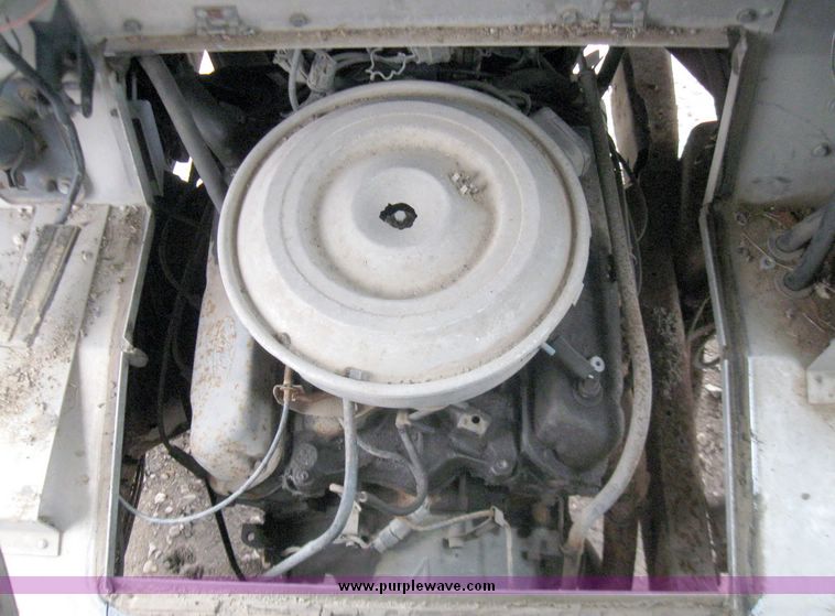 image for item 3001 1979 Ford utility van