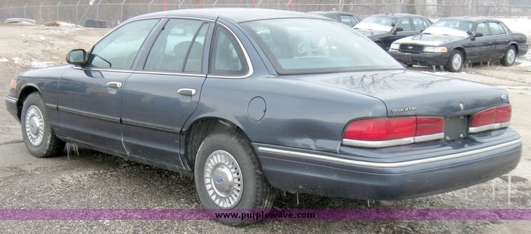 image for item 3002 1997 Ford Crown Victoria Police Interceptor