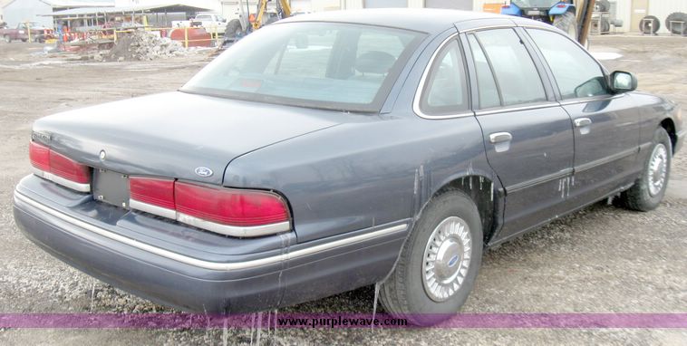 image for item 3002 1997 Ford Crown Victoria Police Interceptor
