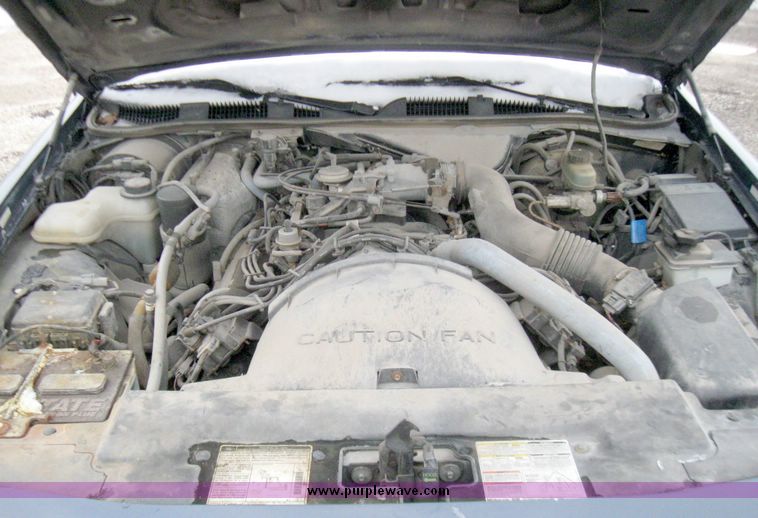 image for item 3002 1997 Ford Crown Victoria Police Interceptor