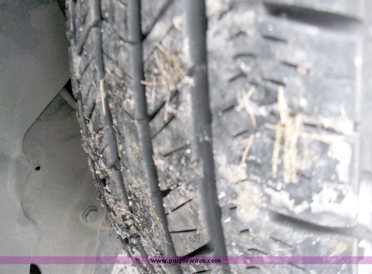 image for item 3002 1997 Ford Crown Victoria Police Interceptor