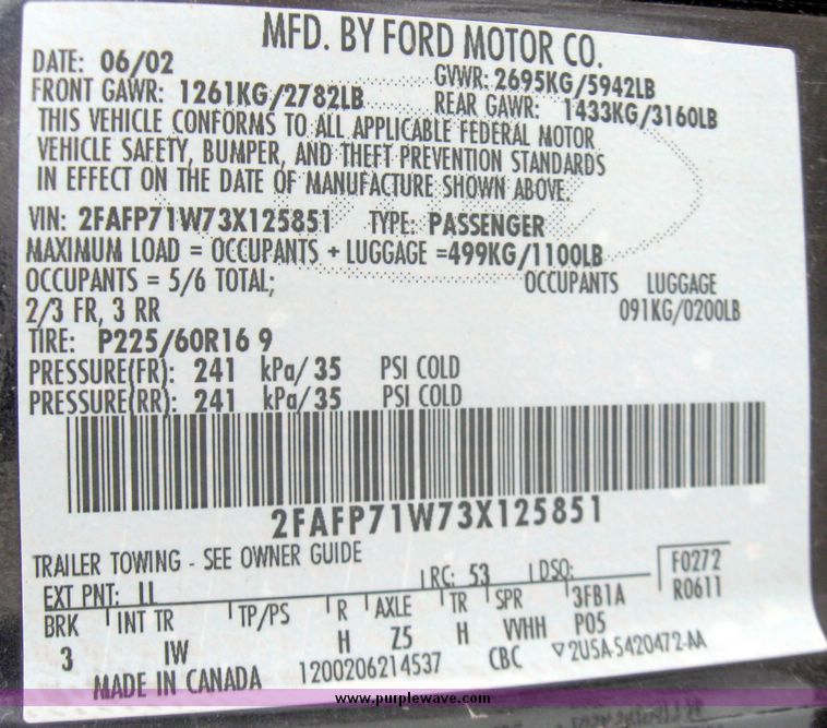 image for item 3004 2003 Ford Crown Victoria Police Interceptor