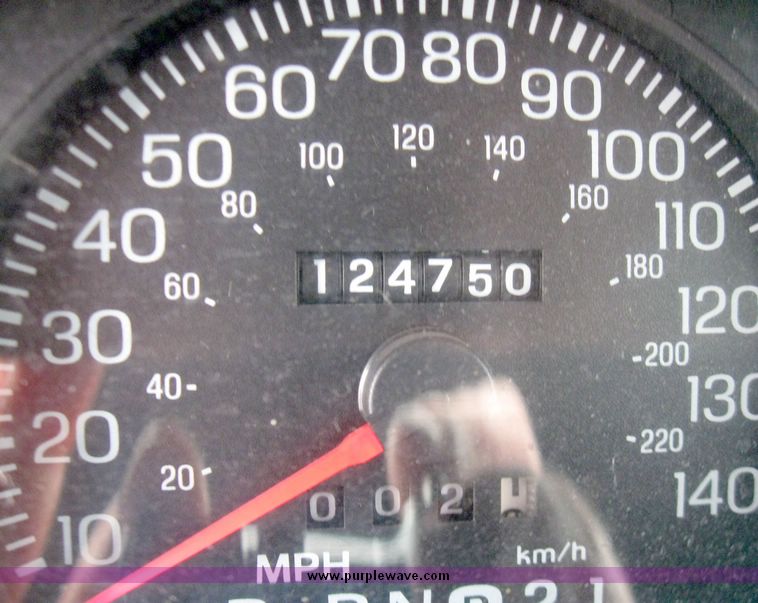 image for item 3005 2001 Ford Crown Victoria Police Interceptor