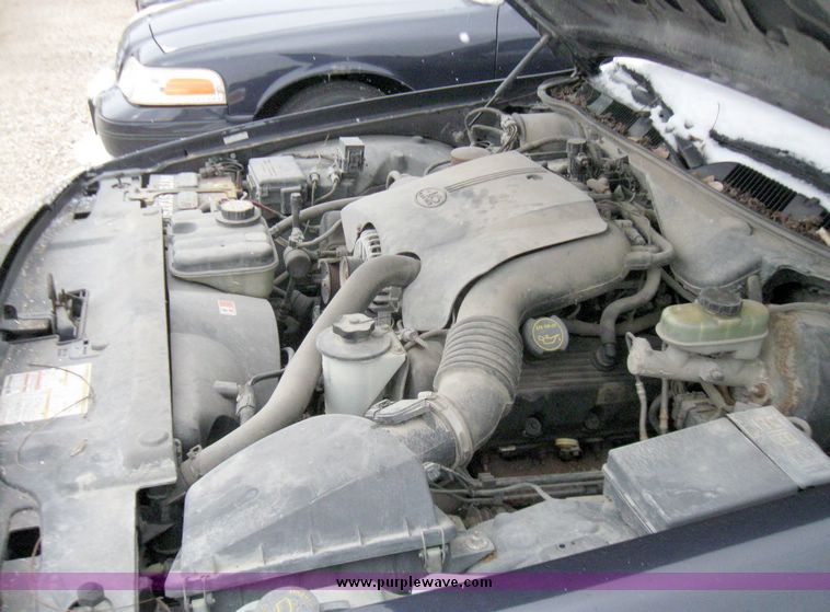 image for item 3005 2001 Ford Crown Victoria Police Interceptor