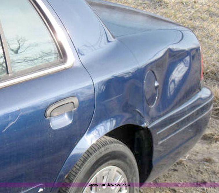 image for item 3007 2004 Ford Crown Victoria Police Interceptor