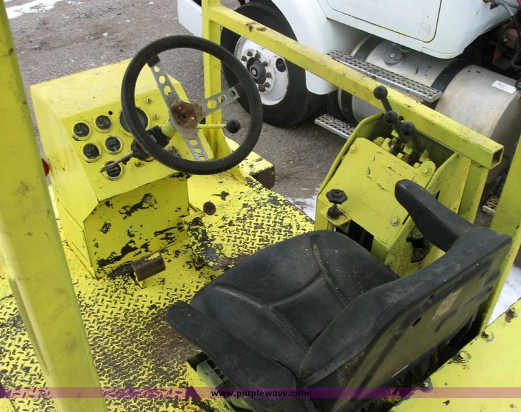 image for item 3336 Broce broom street sweeper